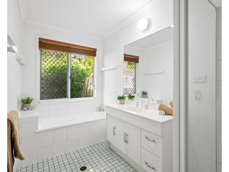 17 Michelangelo Crescent, Mackenzie QLD 4156