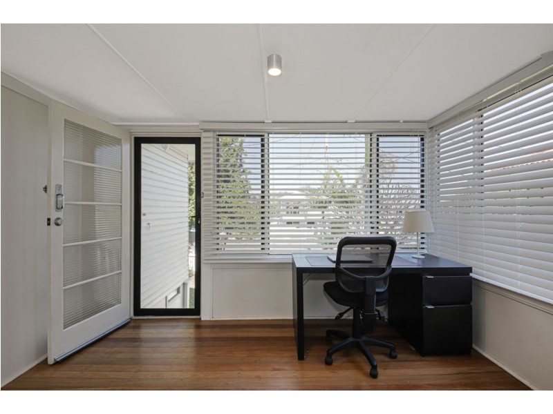 12 Erica Street, Cannon Hill QLD 4170