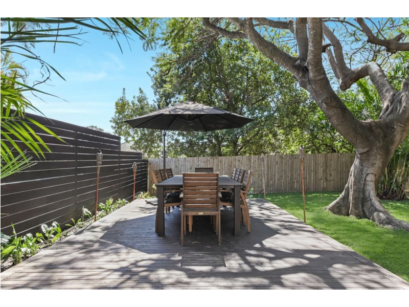 12 Erica Street, Cannon Hill QLD 4170