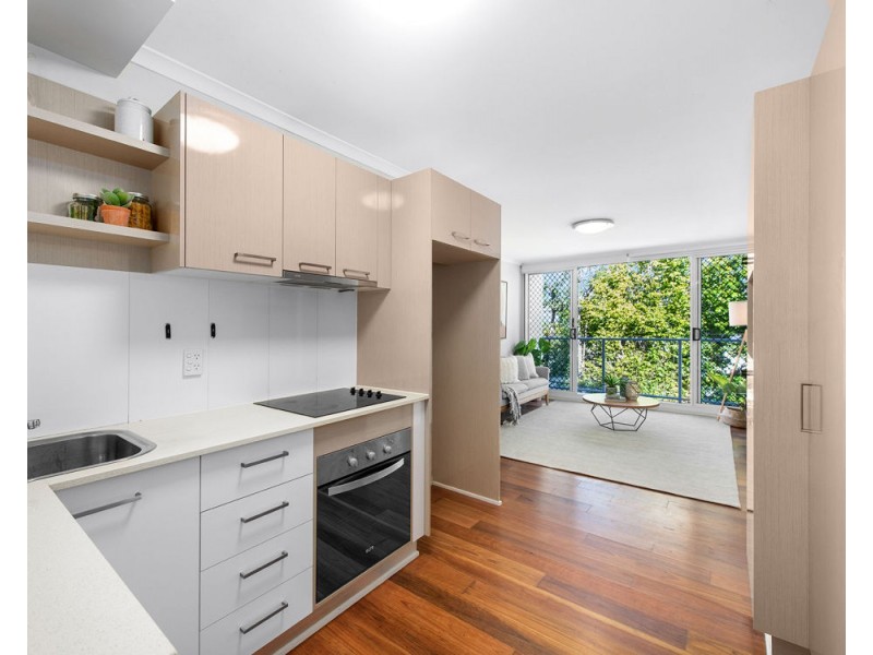 1/42 Toorak Road, Hamilton QLD 4007