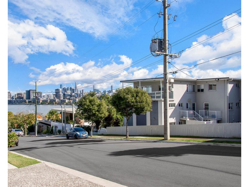 1/42 Toorak Road, Hamilton QLD 4007