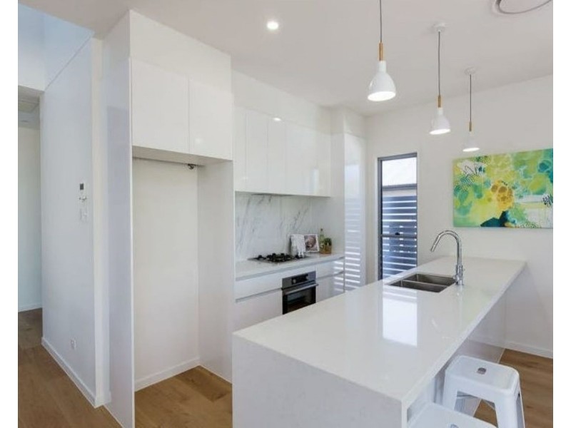 70 Riding Road, Hawthorne QLD 4171