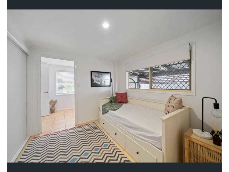 24 Alpinia Street, Alexandra Hills QLD 4161
