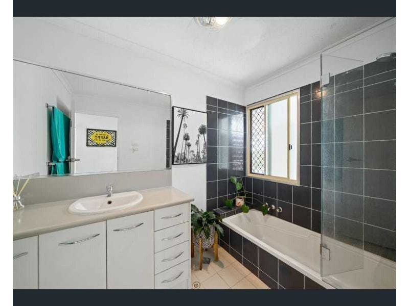 24 Alpinia Street, Alexandra Hills QLD 4161