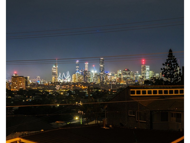 5 Buena Vista Avenue, Coorparoo QLD 4151