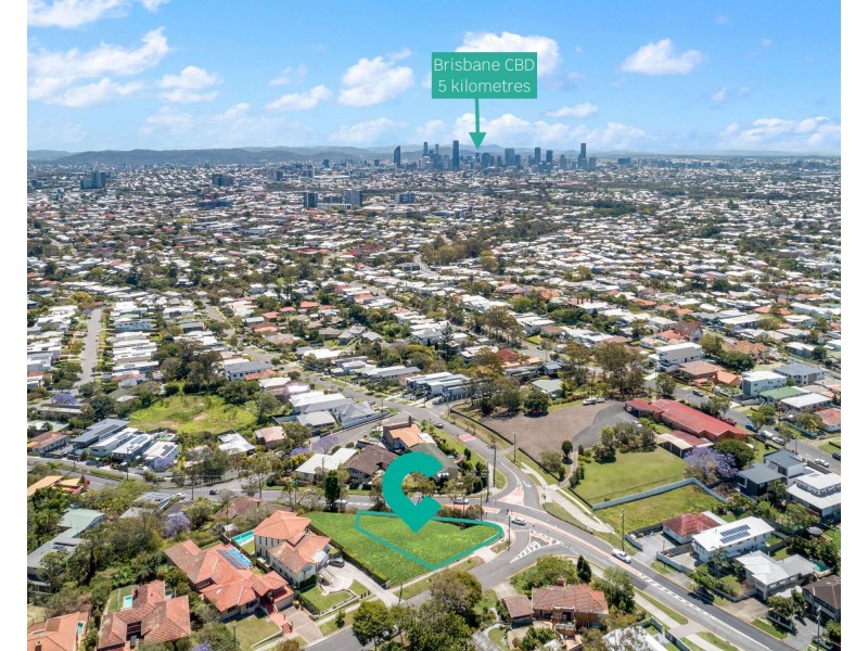 5 Buena Vista Avenue, Coorparoo QLD 4151