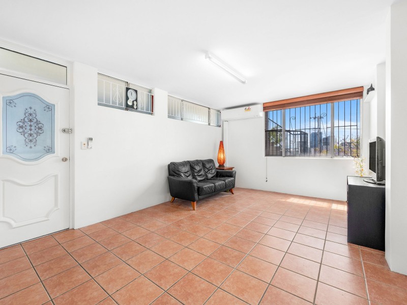 1/50 Hampstead Road, Highgate Hill QLD 4101