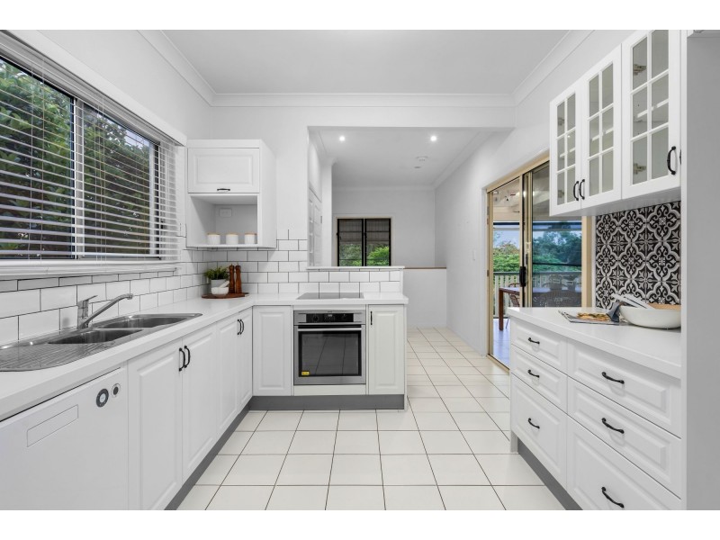 48 Allambie Street, Carina QLD 4152
