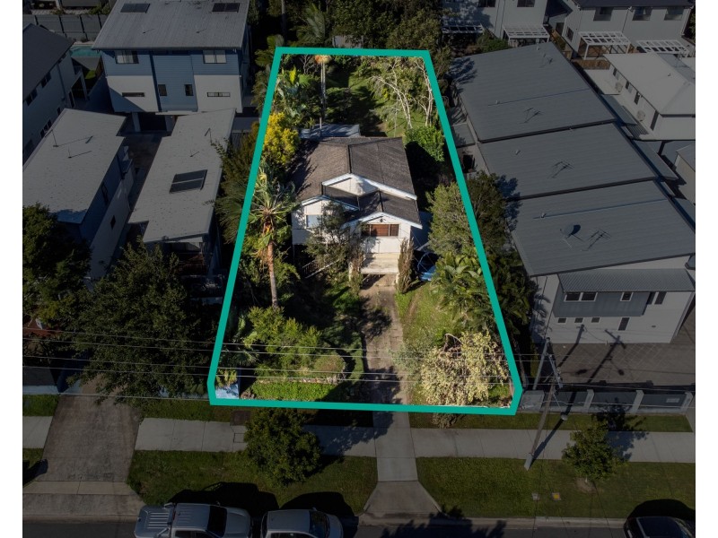 38 Renton Street, Camp Hill QLD 4152