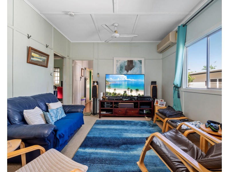 38 Renton Street, Camp Hill QLD 4152