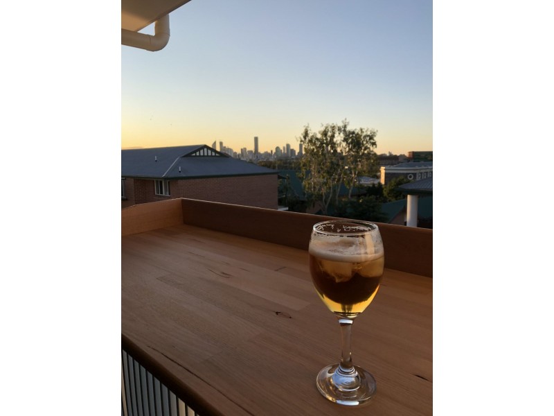 11/80-82 Kirkland Avenue, Coorparoo QLD 4151