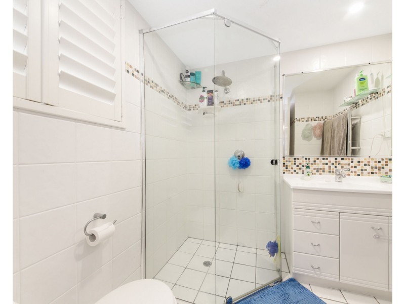 4/17 Rialto St, Coorparoo QLD 4151