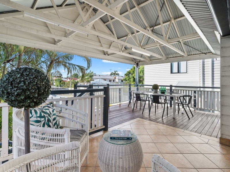 1&2/88 Old Cleveland Road, Greenslopes QLD 4120