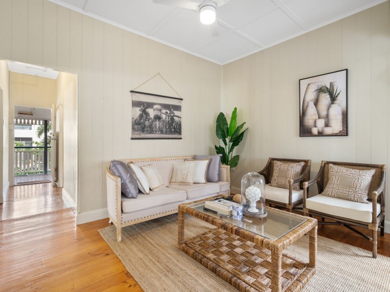 1&2/88 Old Cleveland Road, Greenslopes QLD 4120