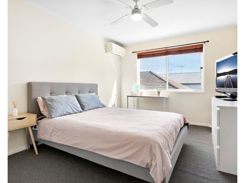 2/34 Key Street, Morningside QLD 4170