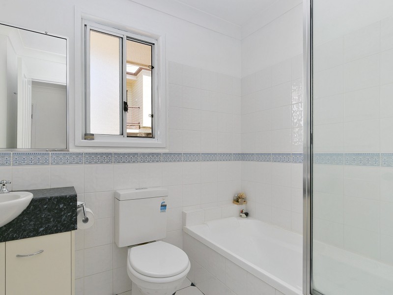 19 Water Street, Red Hill QLD 4059