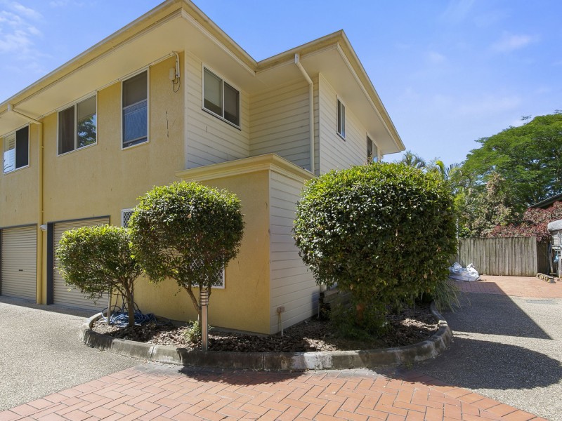 19 Water Street, Red Hill QLD 4059