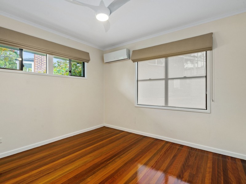 37 Burchell Street, Carina QLD 4152