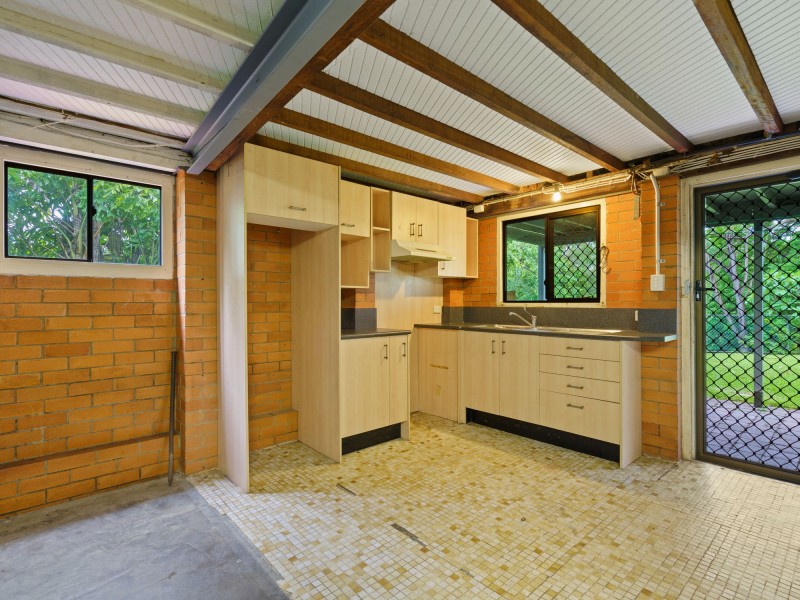 37 Burchell Street, Carina QLD 4152