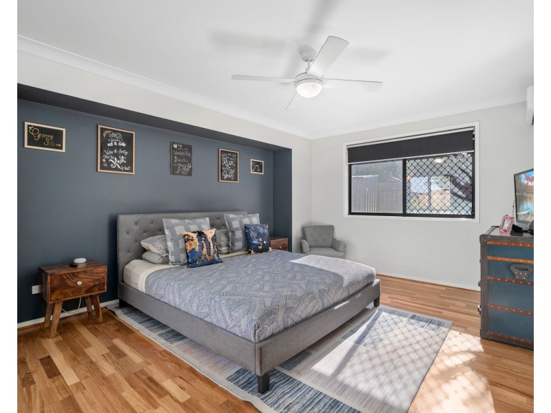 10 Hoskins Drive, Wellington Point QLD 4160