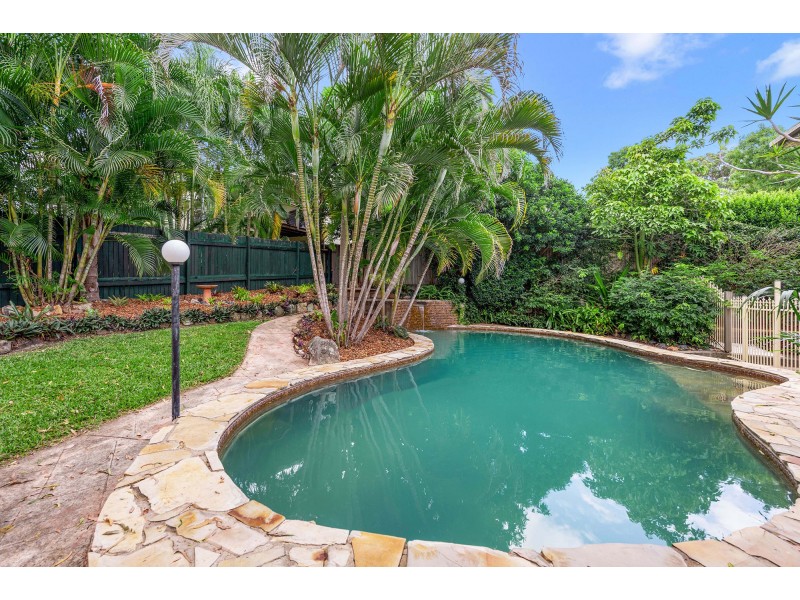 3 Wollombi Place, Holland Park QLD 4121