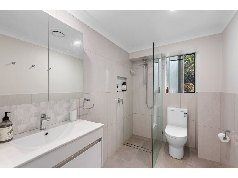 3 Wollombi Place, Holland Park QLD 4121