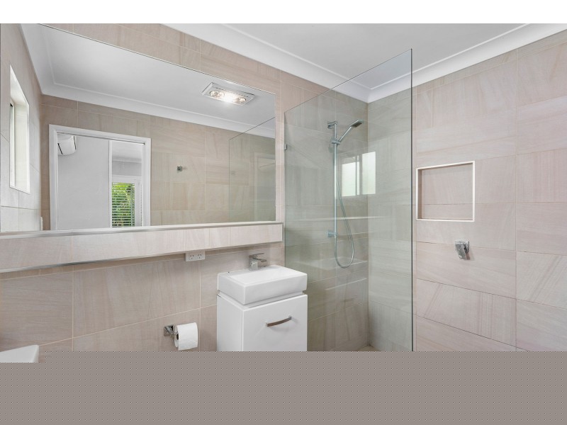 3 Wollombi Place, Holland Park QLD 4121