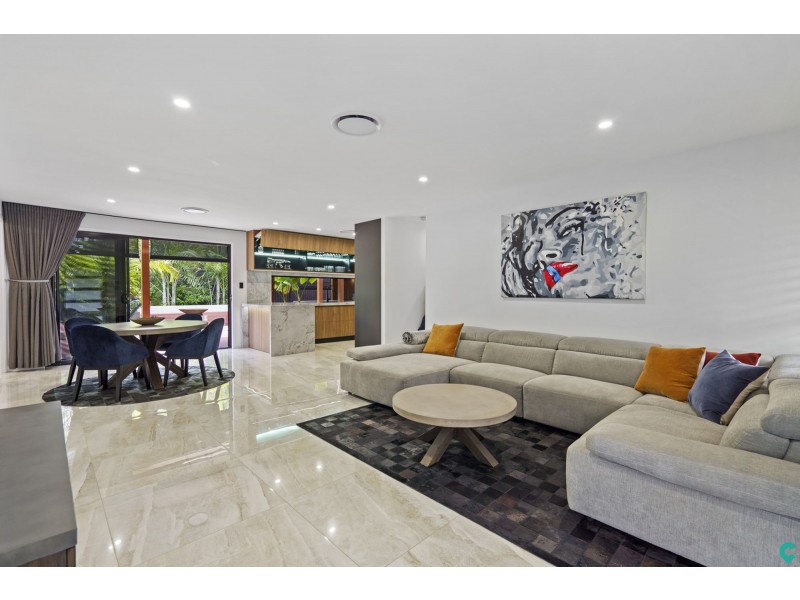 24 Bankside Street, Nathan QLD 4111