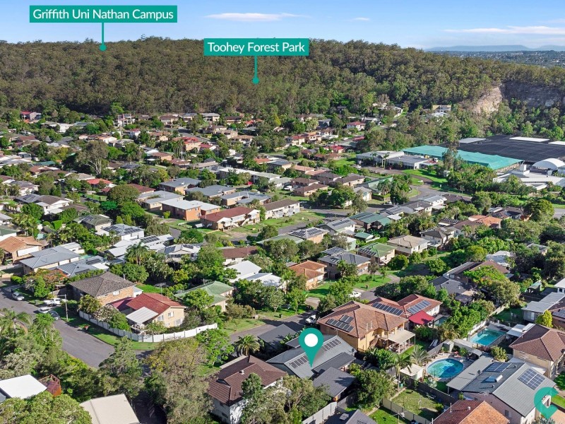 24 Bankside Street, Nathan QLD 4111