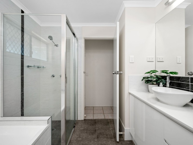 2 Sauterne Street, Thornlands QLD 4164