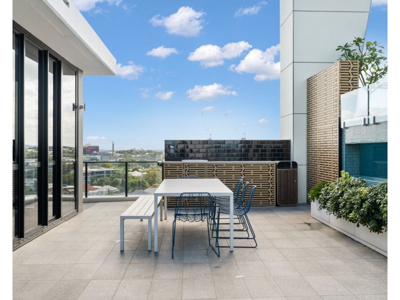 501/148 Logan Road, Woolloongabba QLD 4102