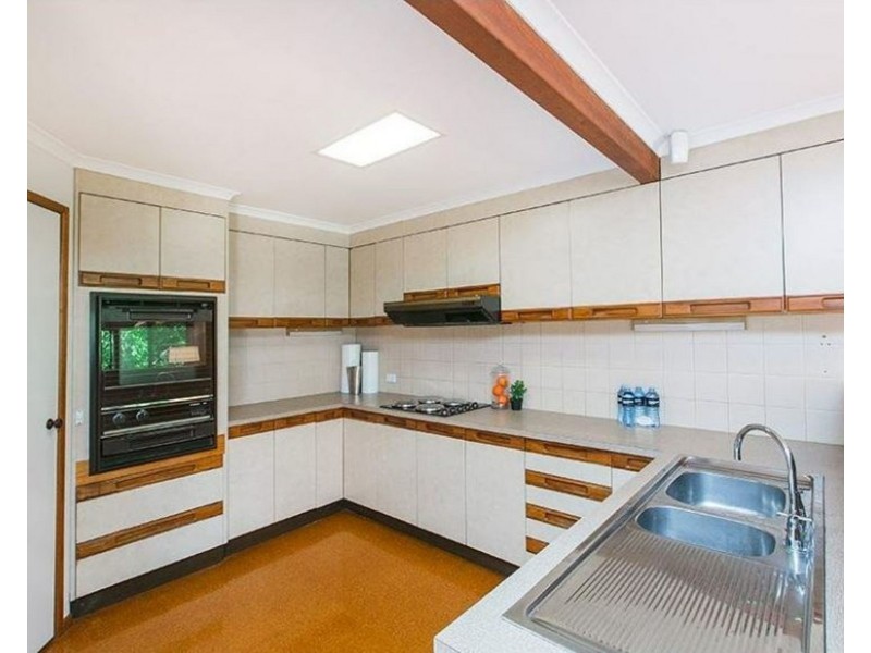 19 Dalton Street, Yeronga QLD 4104