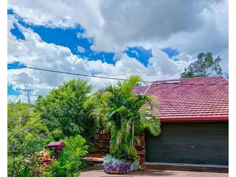 19 Dalton Street, Yeronga QLD 4104