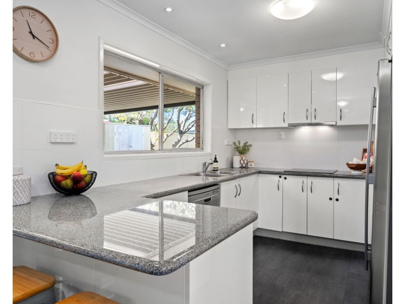 85 Greenmeadow Road, Mansfield QLD 4122