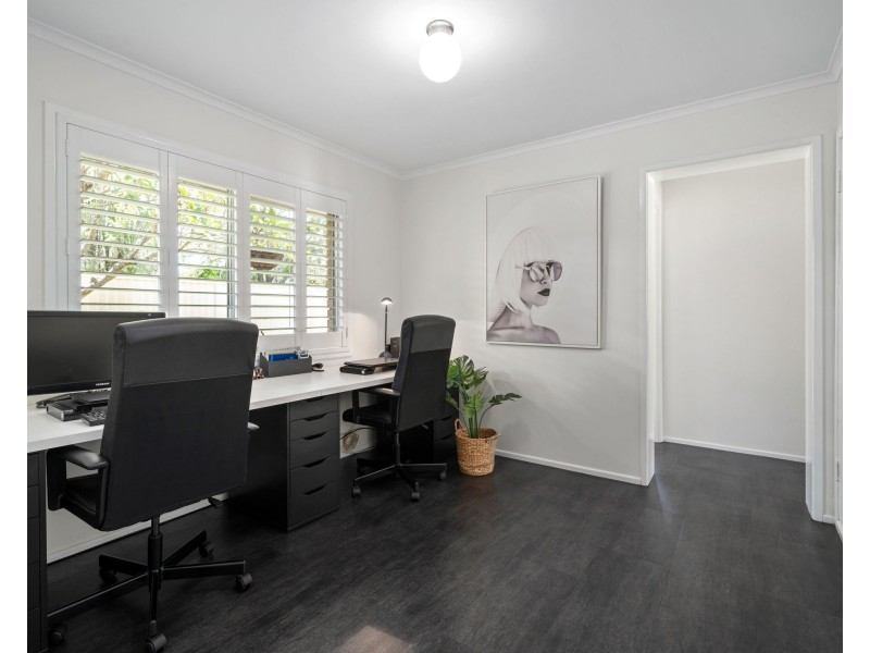 85 Greenmeadow Road, Mansfield QLD 4122