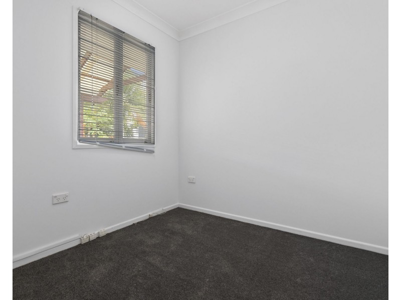 14 Meyrick St, Cannon Hill QLD 4170