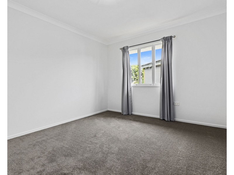 14 Meyrick St, Cannon Hill QLD 4170