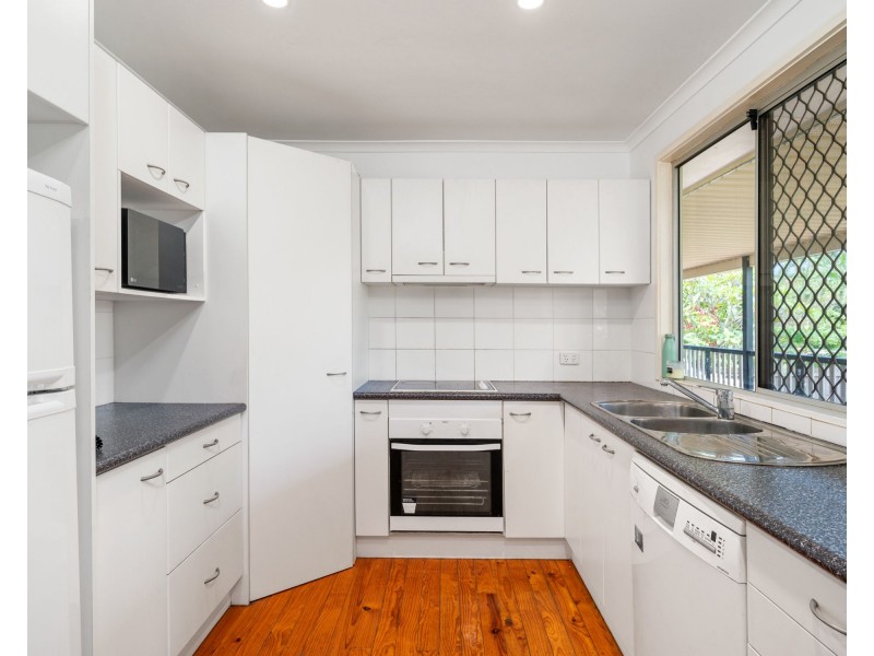 11 Kandanga St, Eight Mile Plains QLD 4113