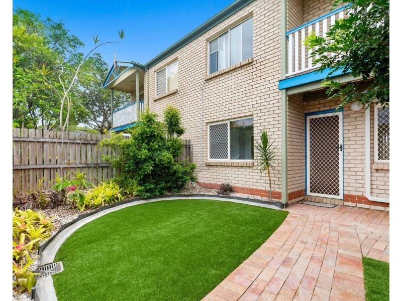 6/180 Seville Rd, Holland Park QLD 4121