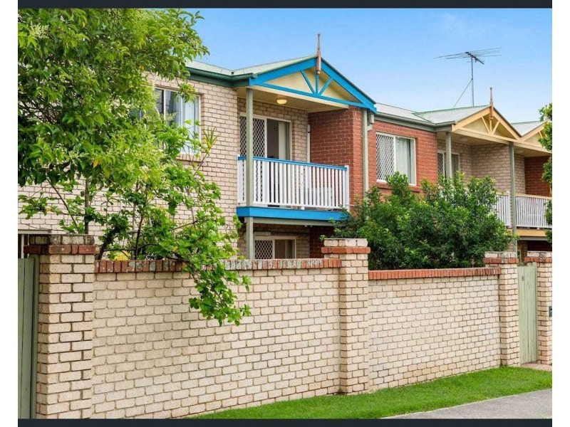 6/180 Seville Rd, Holland Park QLD 4121