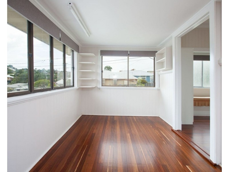 5 Nellie Street, Camp Hill QLD 4152