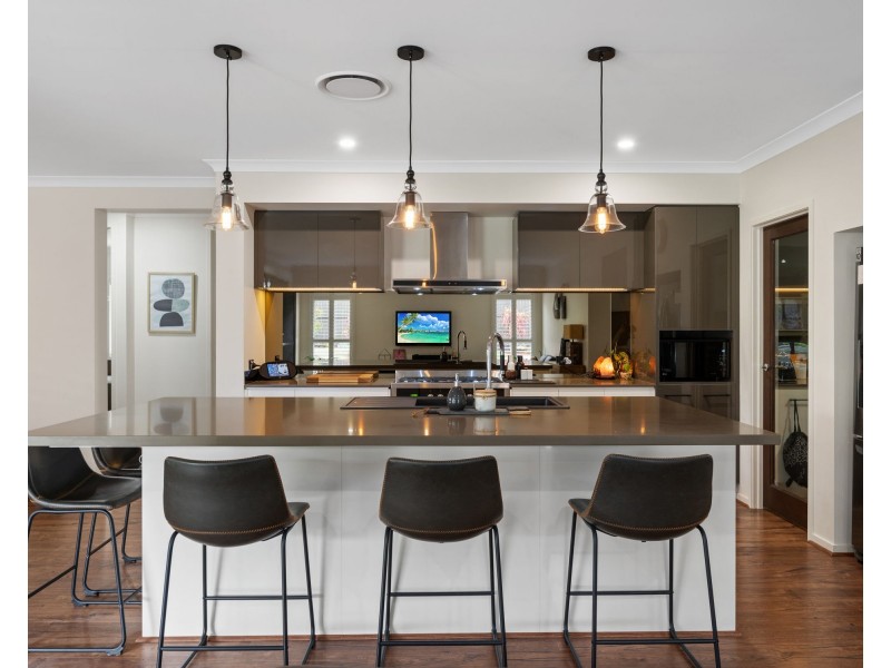 5 Ardee Place, Logan Village QLD 4207