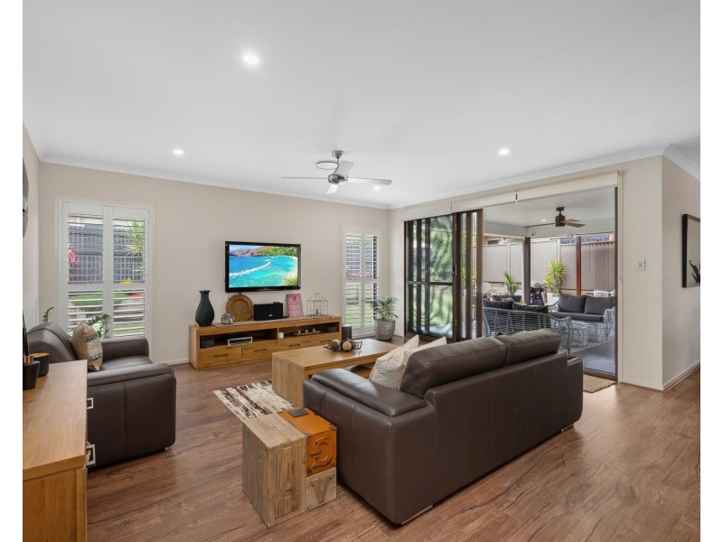 5 Ardee Place, Logan Village QLD 4207