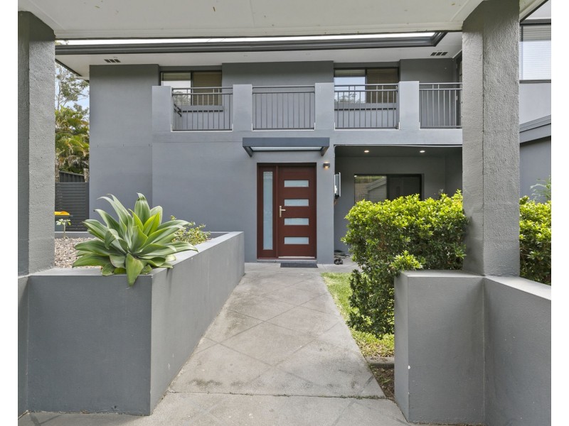 15 Edgehill Street, Nathan QLD 4111