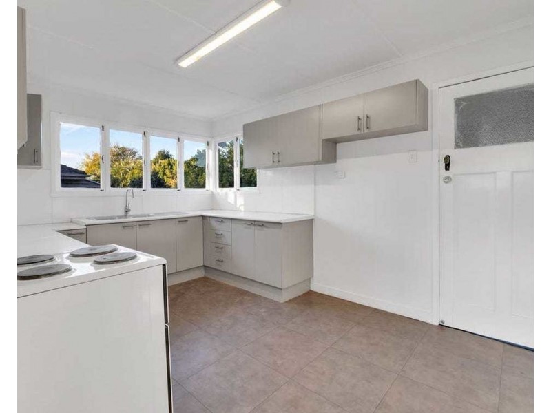 18 Gregory Street, Acacia Ridge QLD 4110