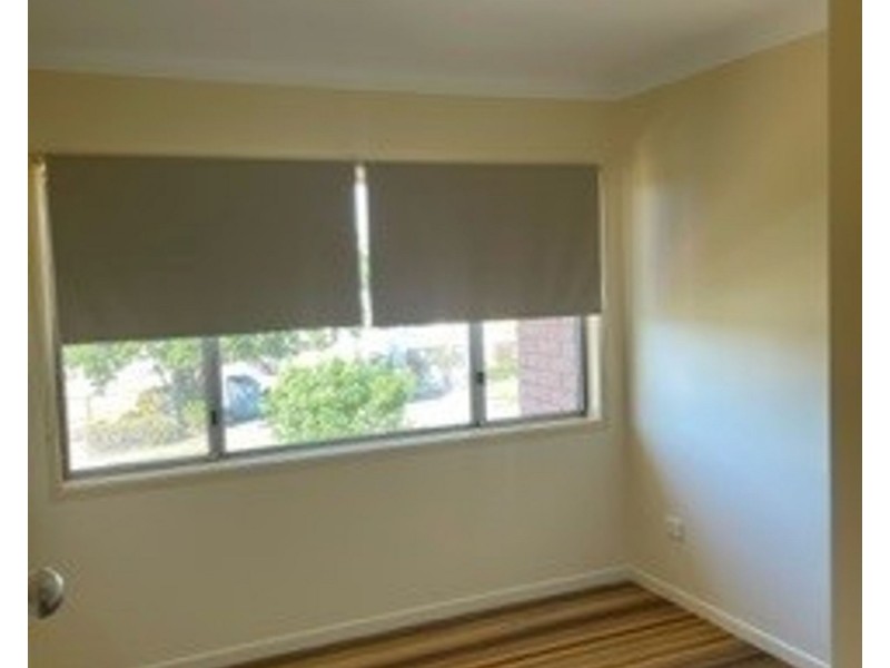 196 Broadwater Rd, Mansfield QLD 4122