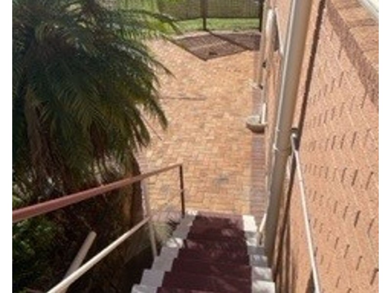 196 Broadwater Rd, Mansfield QLD 4122