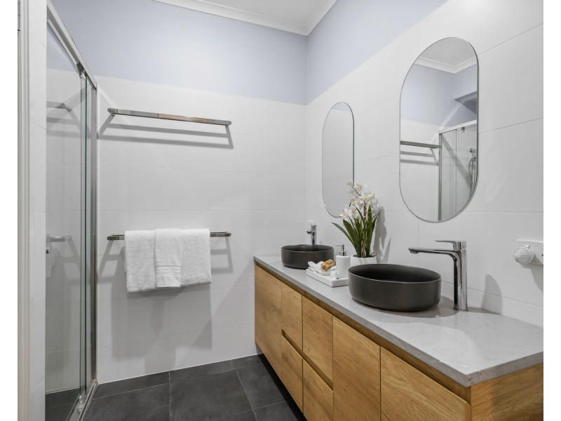 38 Broadway Street, Carina QLD 4152