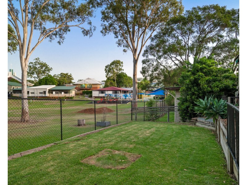 38 Broadway Street, Carina QLD 4152