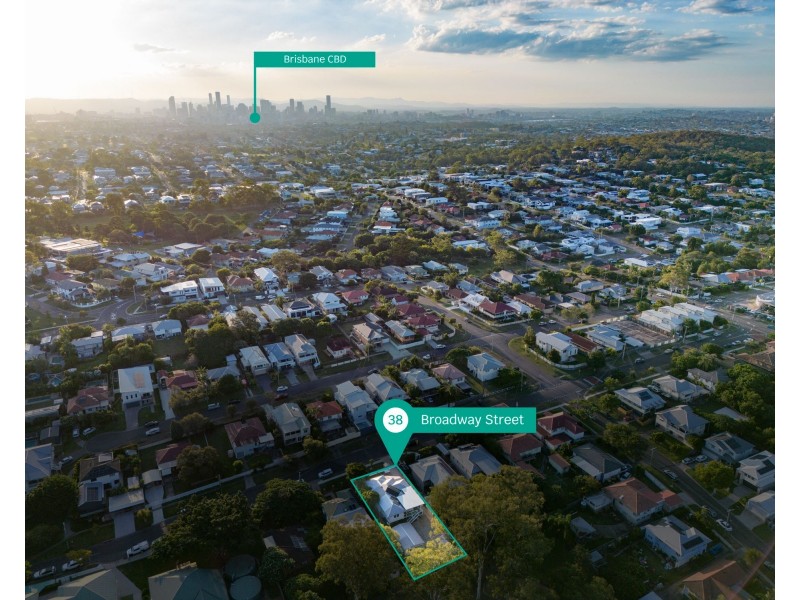 38 Broadway Street, Carina QLD 4152